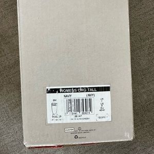 Navy blue Hunter boots